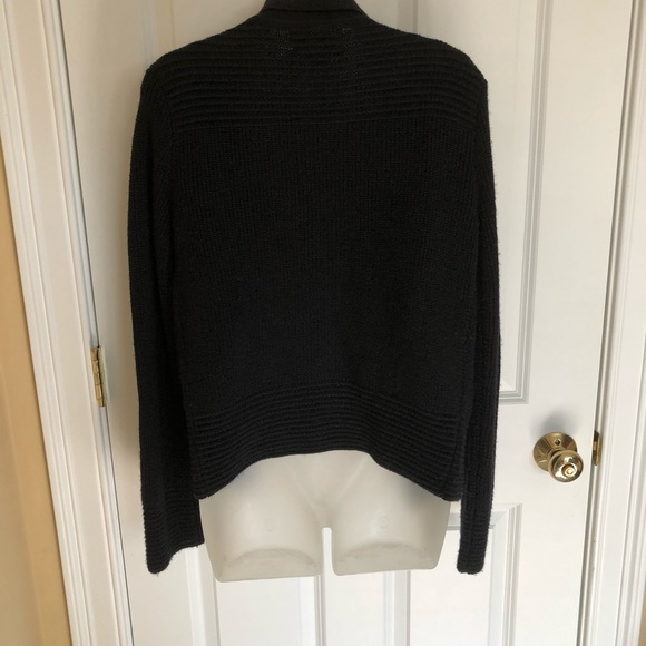 Warm sweater - Picture 5 of 7